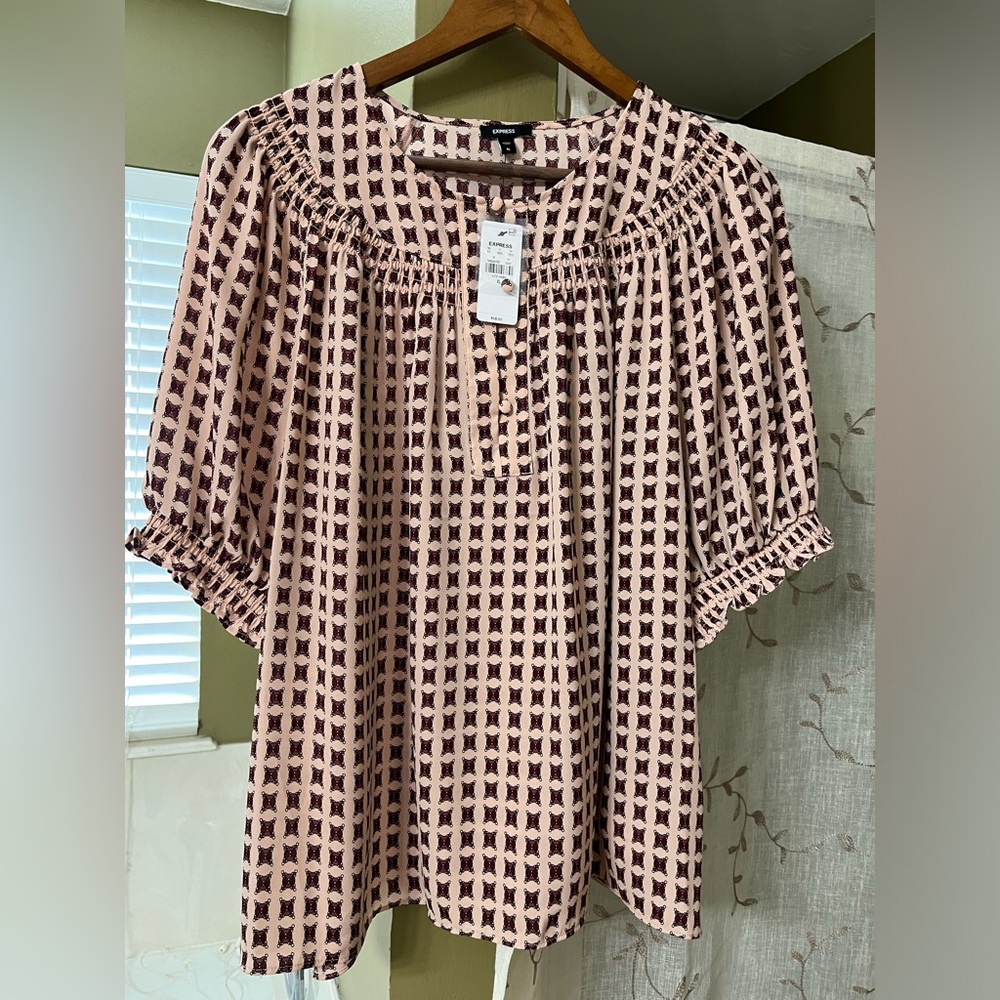 Express Printed Smocked Short Puff Sleeve Half Button Up Top Size XL(Large)